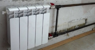 Установка биметаллических радиаторов отопления в квартире в Домодедово - от 2094 руб.